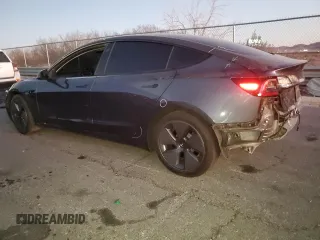 2023 Tesla Model 3 z VIN 5YJ3E1EAXPF432371, wystawiony jako Copart lot #88119935 z przebiegiem 67 358 mil mil oraz Szkoda całkowita • Salvage title. Historia ofert i sprzedaży dostępna na DreamBid. Obrazek 2.