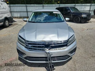 2016 Volkswagen Passat S z VIN 1VWAS7A32GC058844, wystawiony jako Copart lot #63416785 z przebiegiem 104 050 mil mil oraz Szkoda całkowita • Salvage title. Historia ofert i sprzedaży dostępna na DreamBid. Obrazek 5.