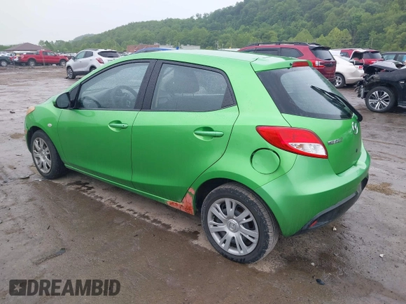 2012 Mazda 2 Sport z VIN JM1DE1KY8C0138921, wystawiony jako IAAI lot #42386937 z przebiegiem 263 981 mil mil oraz . Historia ofert i sprzedaży dostępna na DreamBid. Obrazek 3.