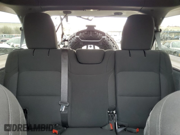 2022 Jeep Wrangler Unlimited Sport with VIN 1C4HJXDG6NW133687, listed as a Copart auction lot 46189285 with 15,083 mi miles and Salvage Title. Bid and sale history available at DreamBid. Image 10.