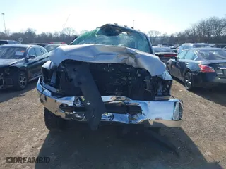 2015 Ram 2500 Tradesman with VIN 3C6UR5CL3FG568751, listed as a IAAI auction lot 41224157 with 124,437 mi miles. Bid and sale history available at carsss.com. Image 13.