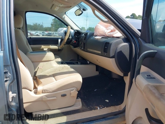 2008 GMC Sierra 1500 SLE1 z VIN 3GTEC13J18G119383, wystawiony jako IAAI lot #40235736 z przebiegiem Nie podano mil oraz . Historia ofert i sprzedaży dostępna na DreamBid. Obrazek 5.
