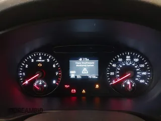 2019 Kia Sorento LX with VIN 5XYPGDA35KG451755, listed as a IAAI auction lot 42031207 with 73,158 mi miles. Bid and sale history available at carsss.com. Image 7.
