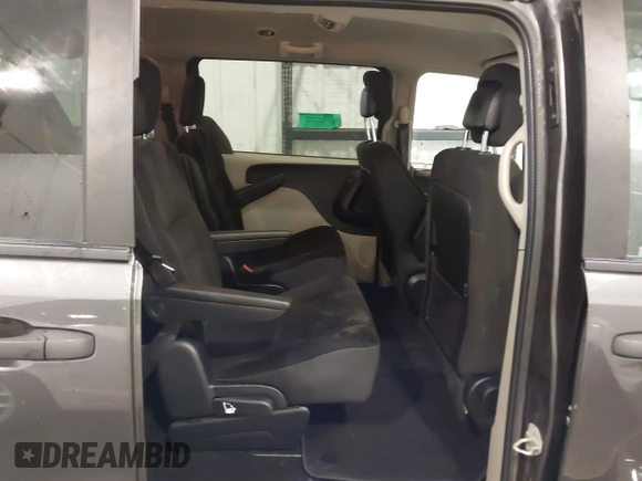 2019 Dodge Grand Caravan SE with VIN 2C4RDGBG9KR527770, listed as a IAAI auction lot 41571473 with 101,310 mi miles and . Bid and sale history available at DreamBid. Image 8.