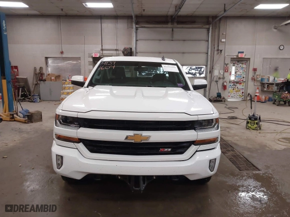 2018 Chevrolet Silverado 1500 LT with VIN 1GCVKREC6JZ239038, listed as a IAAI auction lot 41391604 with 134,129 mi miles. Bid and sale history available at carsss.com. Image 13.