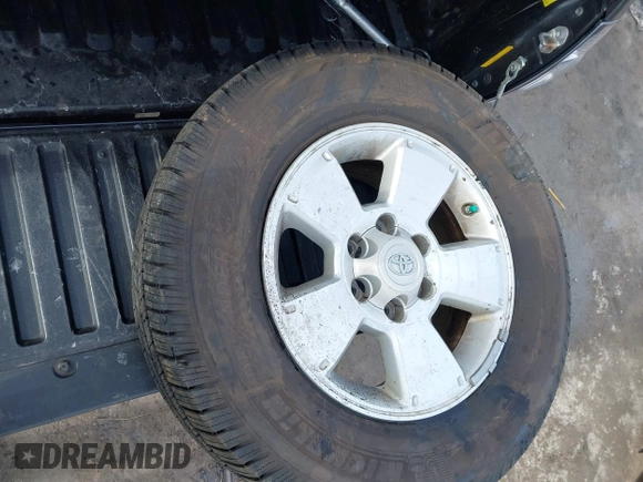 2011 Toyota Tacoma PreRunner with VIN 3TMJU4GN8BM123949, listed as a IAAI auction lot 41416665 with 152,885 mi miles and . Bid and sale history available at DreamBid. Image 18.