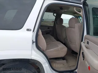 2001 Chevrolet Tahoe LT with VIN 1GNEC13T51R158637, listed as a IAAI auction lot 41718610 with 101,984 mi miles. Bid and sale history available at carsss.com. Image 8.