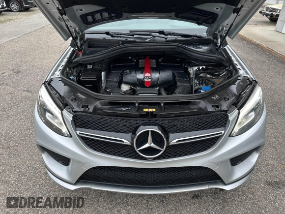2016 Mercedes-Benz GLE 450 AMG z VIN 4JGED6EB2GA022427, wystawiony jako IAAI lot #42477745 z przebiegiem 221 851 mil mil oraz . Historia ofert i sprzedaży dostępna na DreamBid. Obrazek 10.