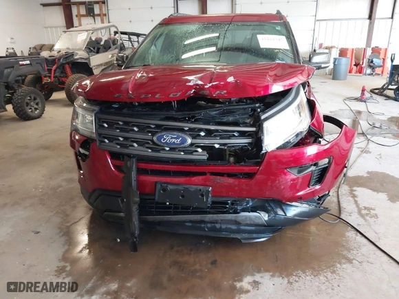 2019 Ford Explorer XLT with VIN 1FM5K7D84KGA27717, listed as a IAAI auction lot 41281945 with 134,956 mi miles. Bid and sale history available at carsss.com. Image 6.