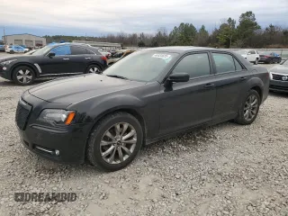 2014 Chrysler 300 with VIN 2C3CCAGG7EH384749, listed as a Copart auction lot 44434625 with 197,203 mi miles and Salvage Title. Bid and sale history available at carsss.com. Image 1.