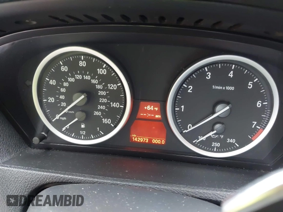 2013 BMW X6 xDrive50i z VIN 5UXFG8C56DL591241, wystawiony jako IAAI lot #42505847 z przebiegiem 142 973 mil mil oraz . Historia ofert i sprzedaży dostępna na DreamBid. Obrazek 7.