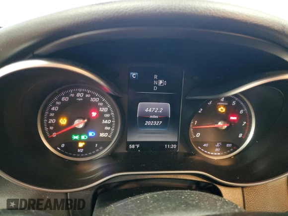 2015 Mercedes-Benz C 300 Luxury with VIN 55SWF4KB0FU082559, listed as a Copart auction lot 52482625 with 202,327 mi miles and Salvage Title. Bid and sale history available at DreamBid. Image 9.