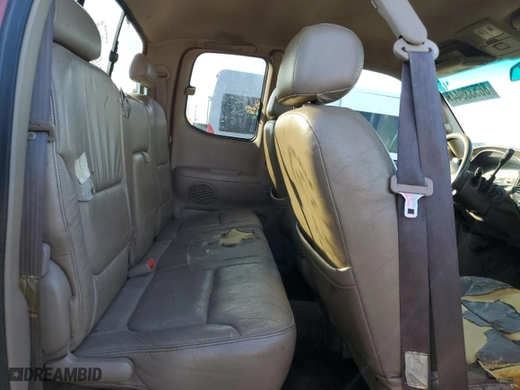 2001 Toyota Tundra Ltd with VIN 5TBRT381X1S140027, listed as a Copart auction lot 86533944 with 278,927 mi miles and Clean Title. Bid and sale history available at carsss.com. Image 10.