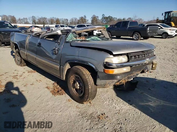 2000 Chevrolet Silverado 1500 LS with VIN 2GCEC19V3Y1241827, listed as a Copart auction lot 83176464 with 0 mi miles and Salvage Title. Bid and sale history available at carsss.com. Image 12.