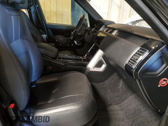 2018 Land Rover Range Rover with VIN SALGS2RE3JA392382, listed as a Copart auction lot 44739455 with 61,083 mi miles and Salvage title. Bid and sale history available at DreamBid. Image 7.