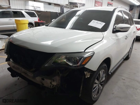 2017 Nissan Pathfinder S with VIN 5N1DR2MN5HC663871, listed as a IAAI auction lot 41746282 with 147,488 mi miles. Bid and sale history available at carsss.com. Image 2.