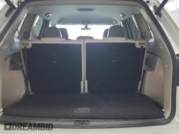 2023 Volkswagen Atlas SE с VIN 1V2HR2CA7PC526108, выставлен на аукционе IAAI как лот 42844449 с пробегом 38 696 миль миль и . История ставок и продаж доступна на DreamBid. Изображение 37.