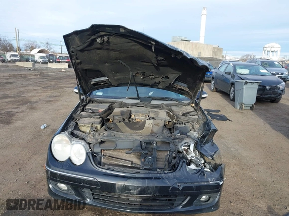 2008 Mercedes-Benz CLK 350 with VIN WDBTJ56H28F245782, listed as a IAAI auction lot 41512400 with 137,157 mi miles and . Bid and sale history available at carsss.com. Image 10.