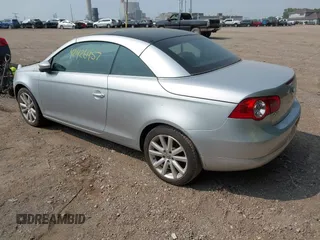 2010 Volkswagen Eos Komfort с VIN WVWBA7AH9AV022988, выставлен на аукционе IAAI как лот 42426457 с пробегом 142 571 миль миль и . История ставок и продаж доступна на DreamBid. Изображение 3.