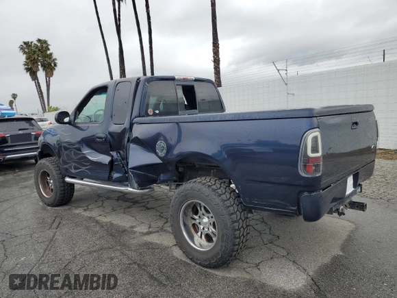 2002 Ford F-150 с VIN 1FTPX17L02NA71656, выставлен на аукционе Copart как лот 49182185 с пробегом 49 745 миль миль и Списание • Salvage title. История ставок и продаж доступна на DreamBid. Изображение 2.