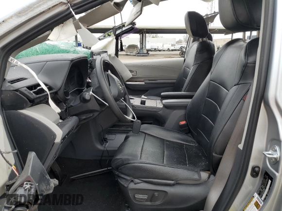 2024 Toyota Sienna LE with VIN 5TDKRKEC6RS194217, listed as a Copart auction lot 45793775 with 71,615 mi miles and Salvage Title. Bid and sale history available at carsss.com. Image 7.