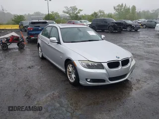 2010 BMW 3 Series 328i xDrive with VIN WBAPK5C56AA647184, listed as a IAAI auction lot 42183496 with 70,240 mi miles and . Bid and sale history available at DreamBid. Image 1.