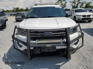 2017 Ford Police Interceptor Utility с VIN 1FM5K8AR5HGD58916, выставлен на аукционе Copart как лот 62308335 с пробегом 73 964 миль миль и Списание • Salvage title. История ставок и продаж доступна на DreamBid. Изображение 5.