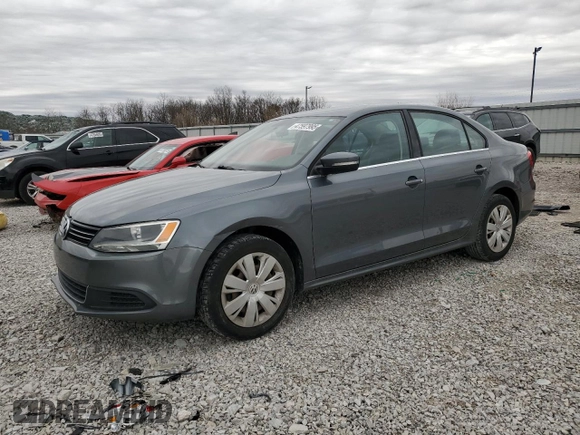 2013 Volkswagen Jetta SE with VIN 3VWDX7AJ8DM303461, listed as a Copart auction lot 47597995 with 164,378 mi miles and Salvage title. Bid and sale history available at DreamBid. Image 1.