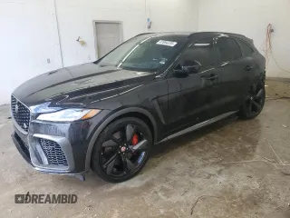 2021 Jaguar F-Pace SVR z VIN SADCZ2EE0MA666542, wystawiony jako Copart lot #41854235 z przebiegiem 28 523 mil mil oraz Szkoda całkowita • Salvage title. Historia ofert i sprzedaży dostępna na DreamBid. Obrazek 1.