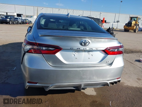 2021 Toyota Camry SE Nightshade with VIN 4T1G11AK7MU414517, listed as a IAAI auction lot 41669936 with 153,580 mi miles. Bid and sale history available at carsss.com. Image 16.
