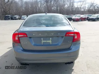 2016 Volvo S60 T5 Drive-E Premier with VIN YV126MFK0G2413469, listed as a IAAI auction lot 41726912 with 39,182 mi miles. Bid and sale history available at carsss.com. Image 16.