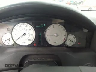 2005 Chrysler 300 Touring with VIN 2C3AA53G75H663208, listed as a IAAI auction lot 42180449 with 353,034 mi miles and . Bid and sale history available at carsss.com. Image 7.