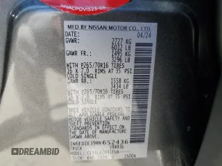 2024 Nissan Frontier SV z VIN 1N6ED1EJ9RN652436, wystawiony jako Copart lot #52405525 z przebiegiem Nie podano mil oraz Szkoda całkowita • Salvage title. Historia ofert i sprzedaży dostępna na DreamBid. Obrazek 13.