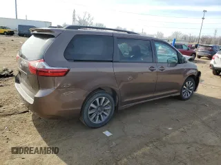 2020 Toyota Sienna LE с VIN 5TDJZ3DCXLS244904, выставлен на аукционе Copart как лот 49232455 с пробегом 125 791 миль миль и На запчасти • Non repairable. История ставок и продаж доступна на DreamBid. Изображение 3.