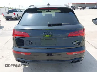 2025 Audi Q5 S line Premium z VIN WA1GAAFY3S2040329, wystawiony jako IAAI lot #41896569 z przebiegiem 2 575 mil mil oraz . Historia ofert i sprzedaży dostępna na DreamBid. Obrazek 16.
