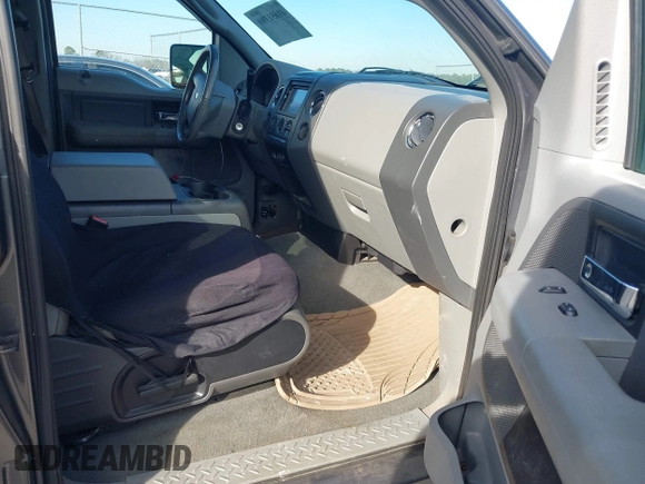 2008 Ford F-150 XLT with VIN 1FTPW14588FA37086, listed as a IAAI auction lot 41651399 with 99,866 mi miles. Bid and sale history available at carsss.com. Image 5.