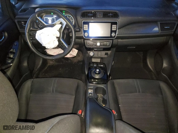 2020 Nissan LEAF SV with VIN 1N4AZ1CP0LC306682, listed as a Copart auction lot 42993415 with 31,367 mi miles and Salvage Title. Bid and sale history available at carsss.com. Image 8.