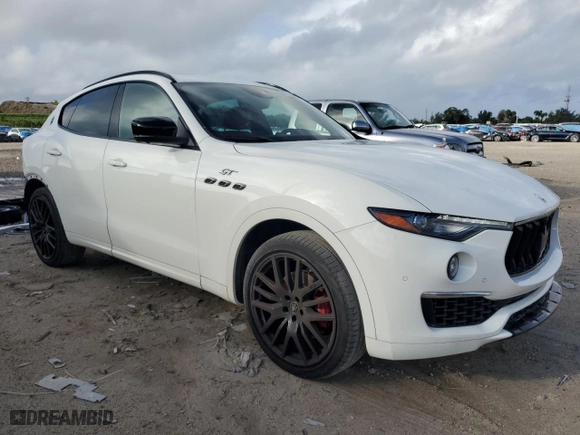 2022 Maserati Levante GT with VIN ZN661XUA2NX407253, listed as a Copart auction lot 77986654 with 14,675 mi miles and Non Repairable. Bid and sale history available at carsss.com. Image 4.