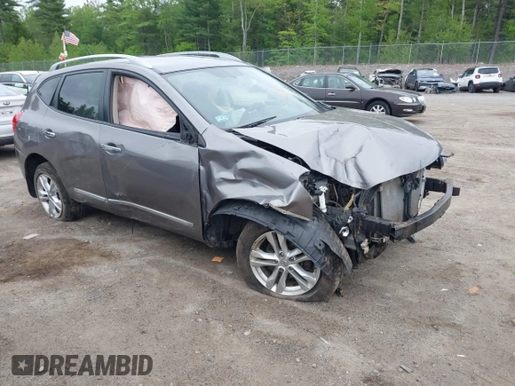 2015 Nissan Rogue S z VIN JN8AS5MV8FW765307, wystawiony jako IAAI lot #42307390 z przebiegiem 130 641 mil mil oraz . Historia ofert i sprzedaży dostępna na DreamBid. Obrazek 1.