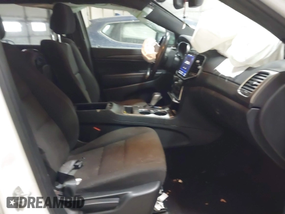2020 Jeep Grand Cherokee Altitude with VIN 1C4RJFAG9LC344304, listed as a IAAI auction lot 41035821 with 61,723 mi miles and . Bid and sale history available at DreamBid. Image 5.
