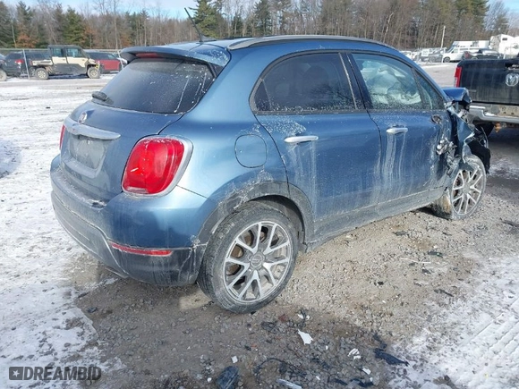 2017 FIAT 500X Urbana Edition with VIN ZFBCFXCB5HP582099, listed as a IAAI auction lot 41271187 with 51,137 mi miles. Bid and sale history available at carsss.com. Image 4.