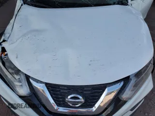 2017 Nissan Rogue S with VIN JN8AT2MT7HW132844, listed as a Copart auction lot 51873665 with 77,664 mi miles and Salvage Title. Bid and sale history available at carsss.com. Image 13.