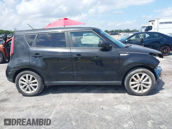 2018 Kia Soul + with VIN KNDJP3A56J7904245, listed as a IAAI auction lot 41985285 with 103,824 mi miles. Bid and sale history available at carsss.com. Image 14.
