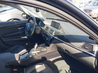 2018 BMW 3 Series 320i xDrive with VIN WBA8A3C53JA489544, listed as a IAAI auction lot 41948325 with 68,322 mi miles and . Bid and sale history available at DreamBid. Image 5.