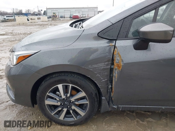 2024 Nissan Versa SV z VIN 3N1CN8EV7RL843827, wystawiony jako IAAI lot #41741043 z przebiegiem 9 062 mil mil oraz . Historia ofert i sprzedaży dostępna na DreamBid. Obrazek 17.