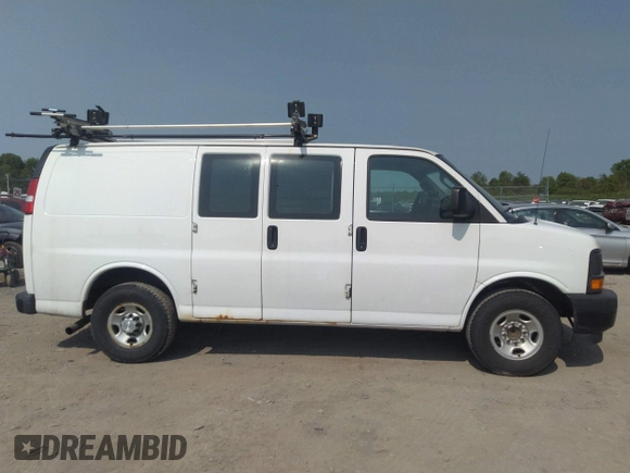 2017 Chevrolet Express Cargo with VIN 1GCWGAFF9H1172928, listed as a IAAI auction lot 42406058 with 190,885 mi miles and . Bid and sale history available at DreamBid. Image 14.
