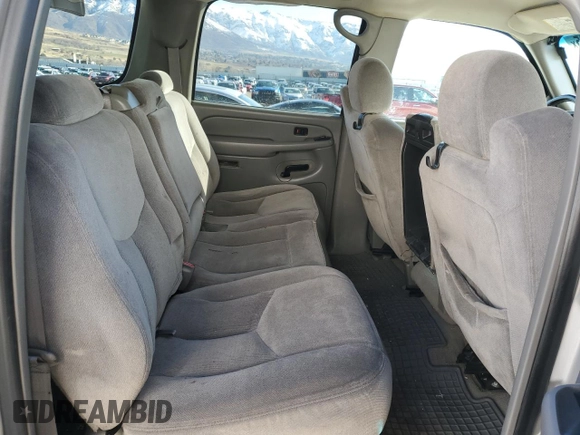 2005 GMC Yukon XL SLT with VIN 1GKFK16Z75J247036, listed as a Copart auction lot 46354735 with 298,509 mi miles and Salvage Title. Bid and sale history available at carsss.com. Image 10.