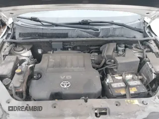 2006 Toyota RAV4 Sport with VIN JTMZK32VX65005262, listed as a IAAI auction lot 42185327 with 224,198 mi miles. Bid and sale history available at carsss.com. Image 10.
