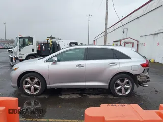 2014 Toyota Venza XLE z VIN 4T3BK3BBXEU107949, wystawiony jako IAAI lot #41988138 z przebiegiem 156 502 mil mil oraz . Historia ofert i sprzedaży dostępna na DreamBid. Obrazek 15.