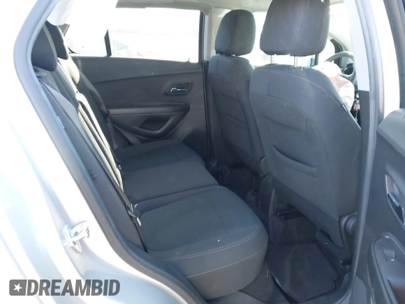 2022 Chevrolet Trax LS with VIN KL7CJNSMXNB545719, listed as a IAAI auction lot 41366593 with 9,225 mi miles. Bid and sale history available at carsss.com. Image 8.
